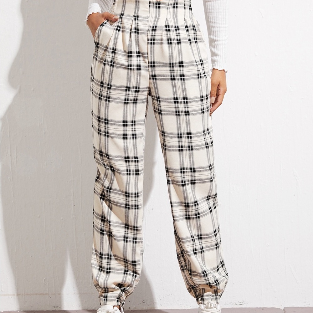 Pant Collection - Picture 7 of 9